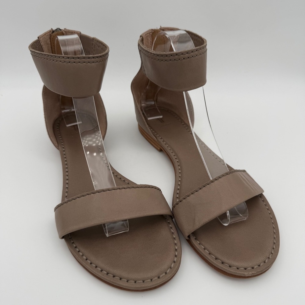 Frye Carson Ankle Zip Leather Sandals Womens 9M Grey Taupe 3472114-GRY Flat Boho